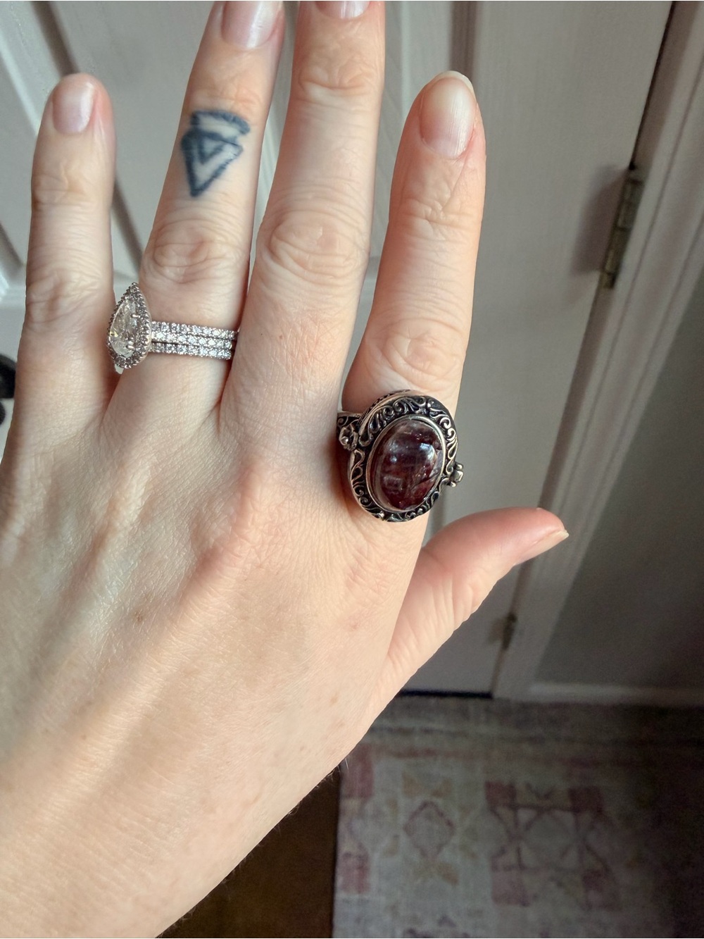 Vintage-Style Silver “poison” Ring with Dark Red Oval Stone adjustable